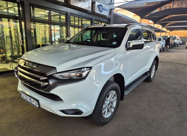 2022 Isuzu mu-X 3.0TD LS full