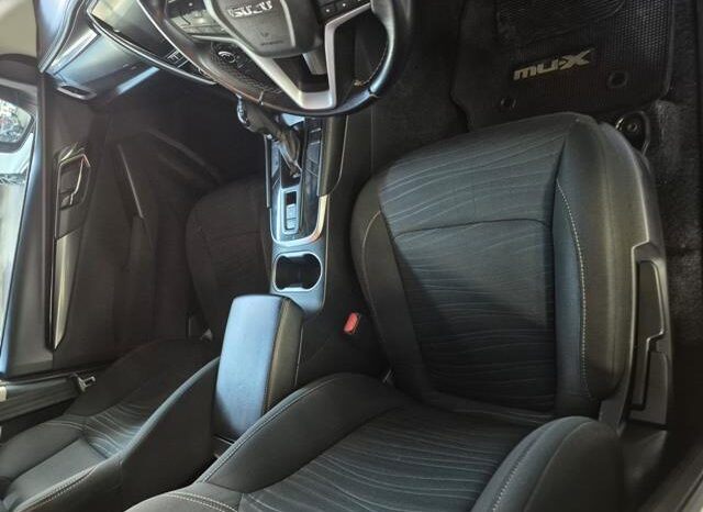 2022 Isuzu mu-X 3.0TD LS full