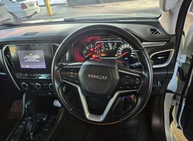 2022 Isuzu mu-X 3.0TD LS full