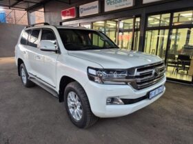 2019 Toyota Land Cruiser 200 4.5D-4D V8 VX-R