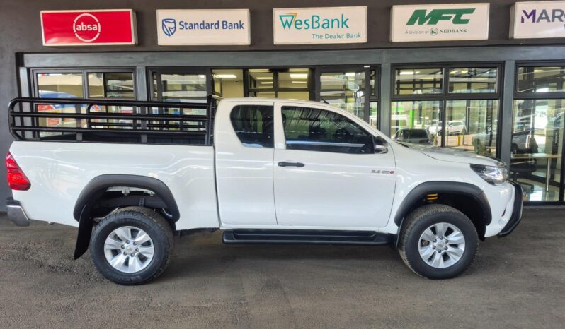 2017 Toyota Hilux 2.4GD-6 Xtra cab SRX full