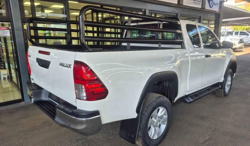 2017 Toyota Hilux 2.4GD-6 Xtra cab SRX full