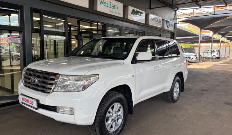2009 Toyota Land Cruiser 200 4.5D-4D VX full